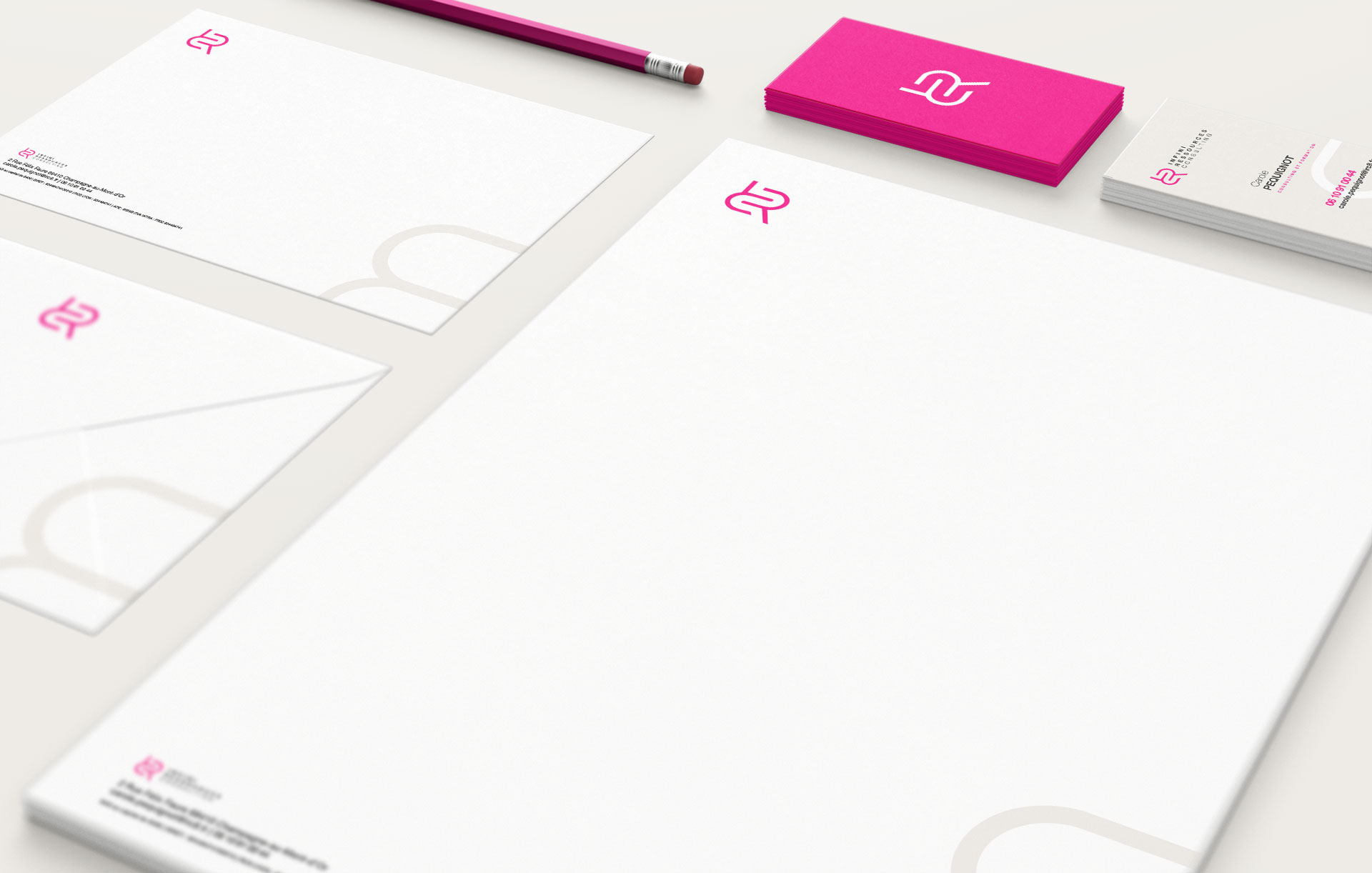 Infini Ressources Consulting papeterie